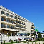 Therma Palace - Balneo Spa, Free Parking & Hotel Kranewo