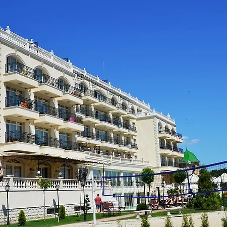 Therma Palace - Balneo Spa, Free Parking & Hotel Kranevo