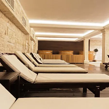 Hotell Therma Palace - Balneo Spa, Free Parking & 5*