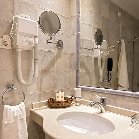 Therma Palace - Balneo Spa, Free Parking & Hotel Kranewo