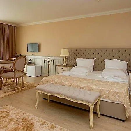 Therma Palace - Balneo Spa, Free Parking &