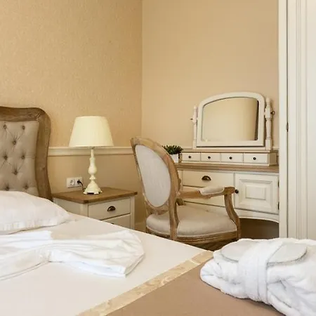 Therma Palace 5* קרנבו